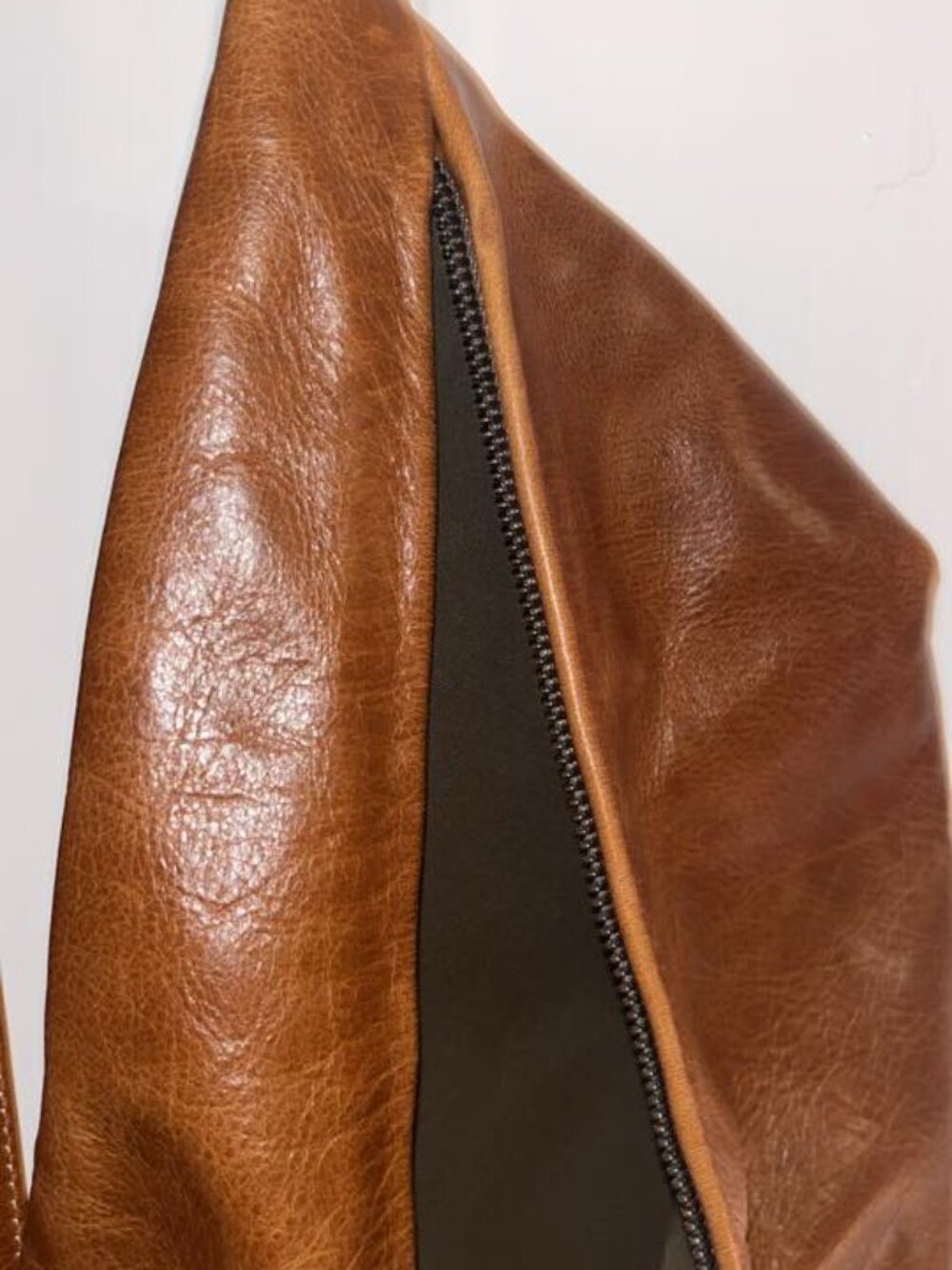Rough & Tumble Gallery Sling Saddle Leather - Picture 2 of 3